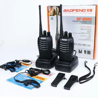 Talkie-walkie + accessoires 