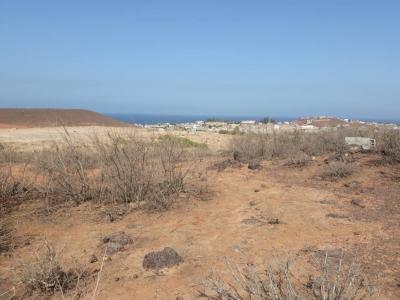Des terrains a yène avec vue sur mer 