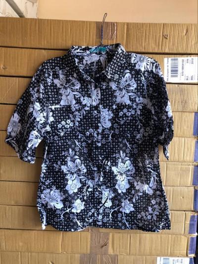 Vêtements chics en gros