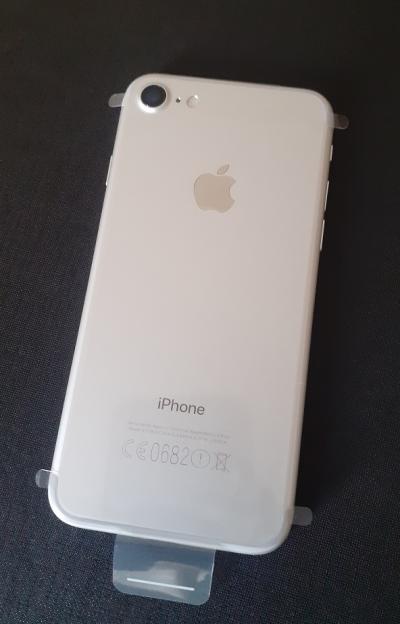 Iphone 7 32Go état neuf