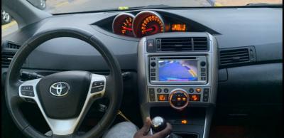vend Toyota verso d4d 5places 