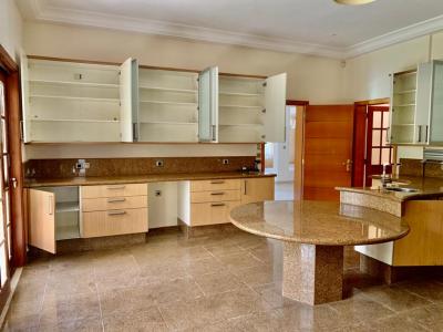 Très belle villa 5 chambres aux Almadies
