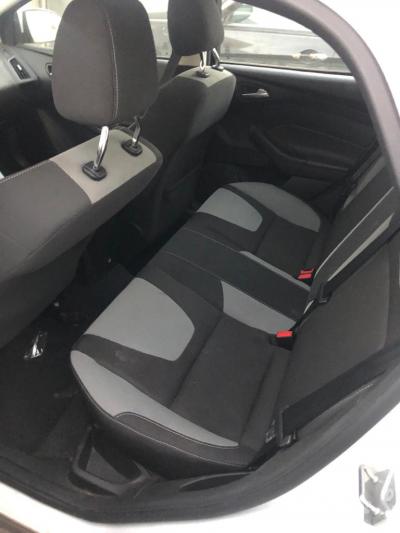 Ford focus essence