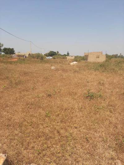Des terrains de 150m2 a bambilor 