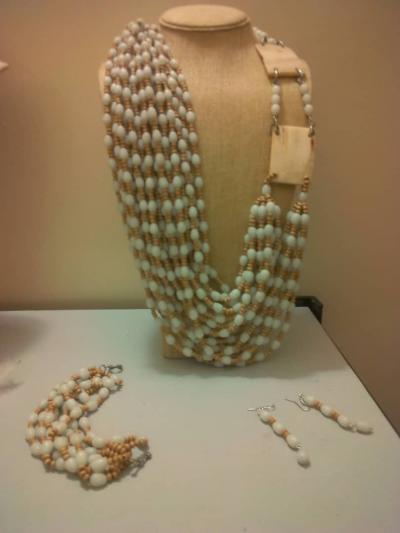 Création bijoux à Dakar