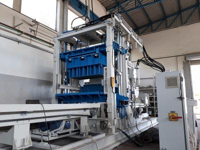 La bloc machine sumab R 500 Suede