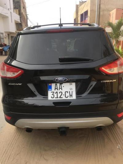 Wanter FORD ESCAPE TITANIUM