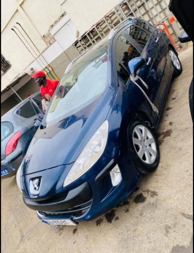 WANTER PEUGOT BREAK FULL OPTION 2011