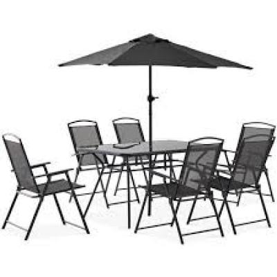 Meubles de jardin - table, chaises et parasol
