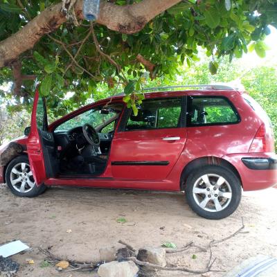 Wanter Peugeot Break 7places 