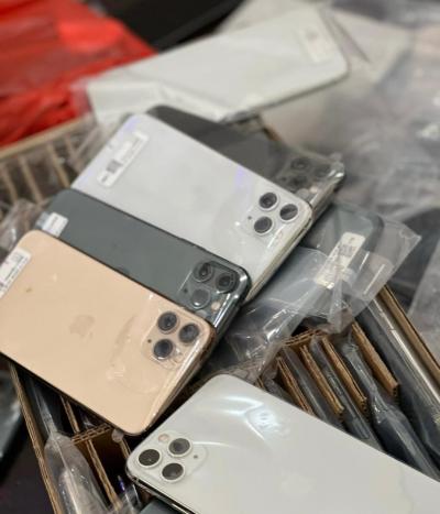 IPhone 11 Pro 64Go 