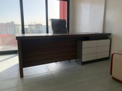 Tables de bureau*9