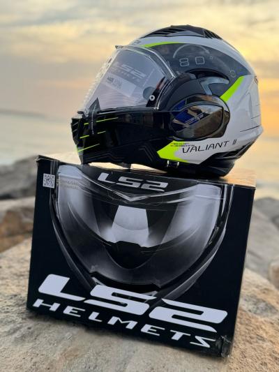 Casque Moto LS2 VALIANT 2