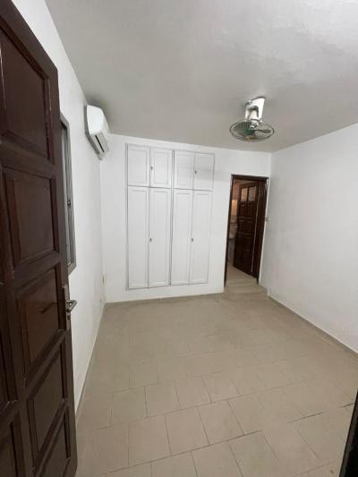 Appartement à usage professionnel à 5min BRT