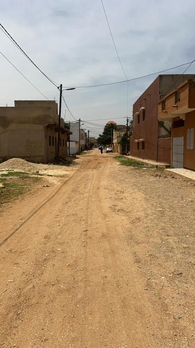 Terrain de 500 mètres carrés à vendre à Mbour 