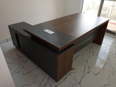 Tables de bureau DG O22