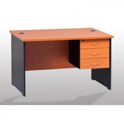 TABLE DE BUREAU 26MS23