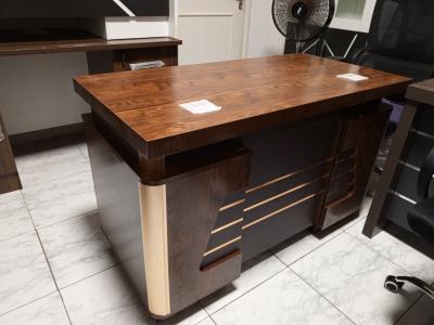 TABLE DE BUREAU 26MS23